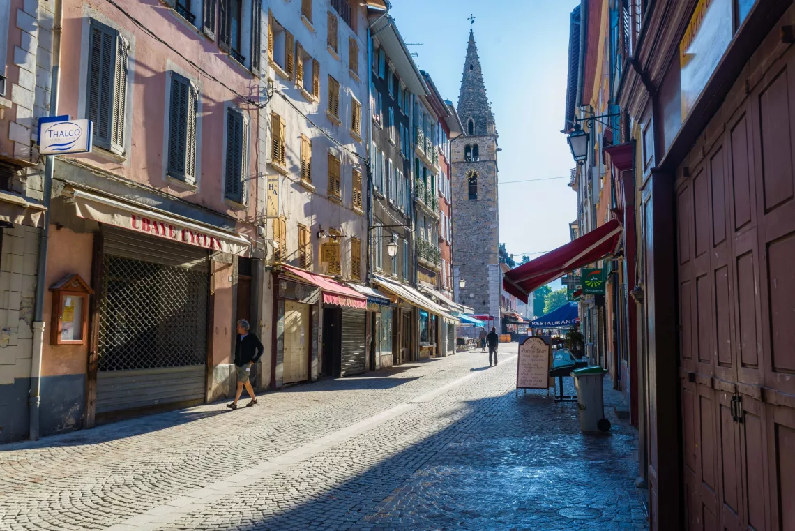 Barcelonnette dans la vallée de l'Ubaye ©AD04-Teddy Verneuil