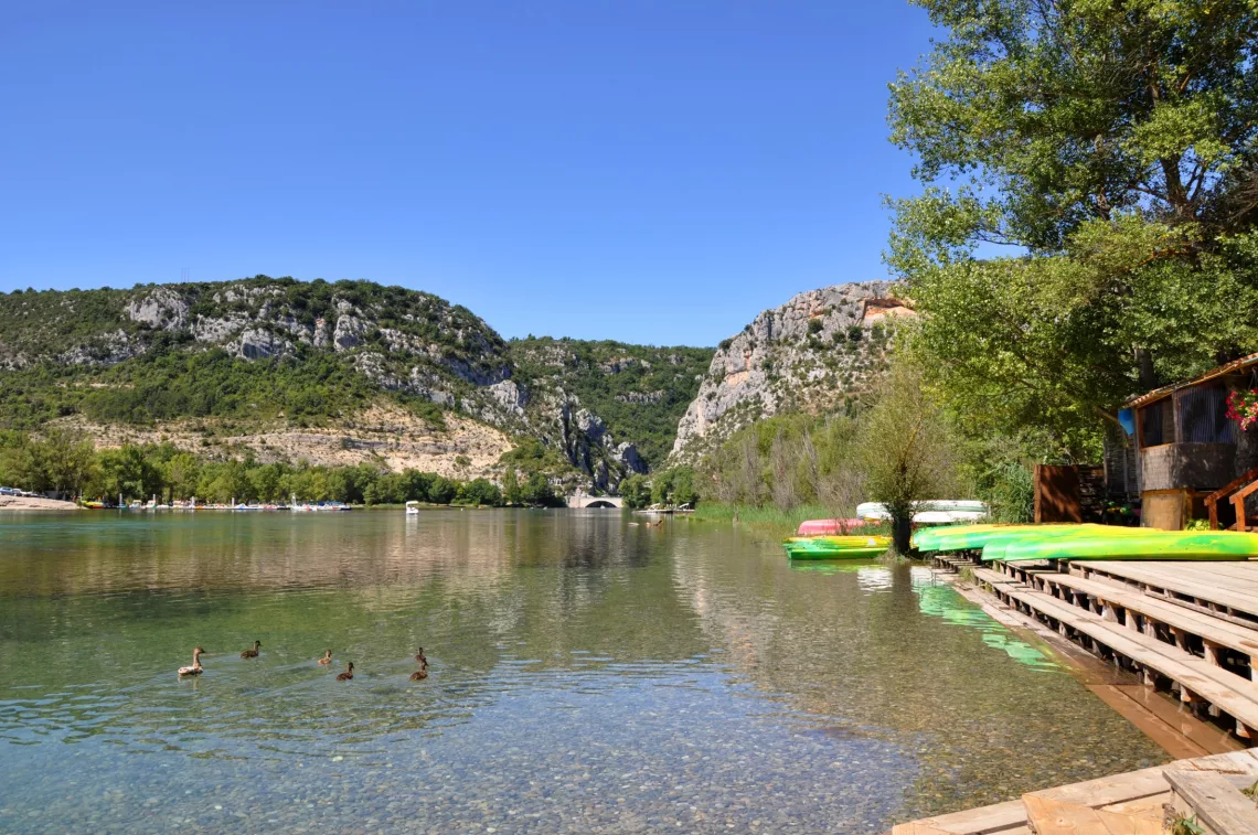 lac de Quinson sur le Verdon